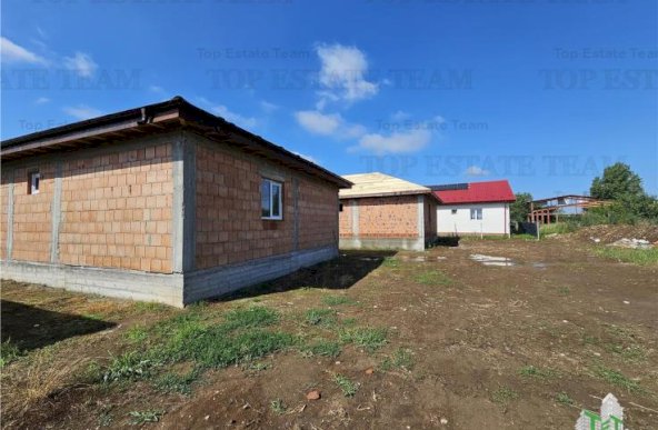 Casa parter 3 camere teren 400mp centrala electrica pompa caldura