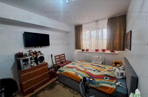 Apartament 4 camere in Confort City de vanzare