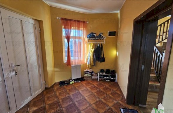 Vila 4 camere spatioase teren 1200mp langa Bragadiru