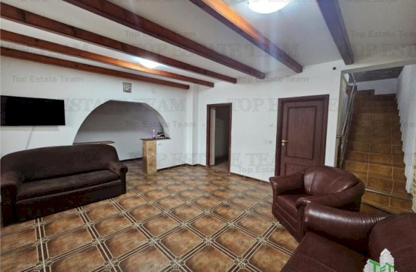 Vila de vanzare cu garaj subteran in Chiajna