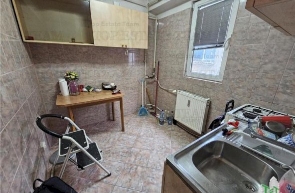 Apartament 2 camere decomandat+loc parcare/posibilitate centrala Piata Progresul