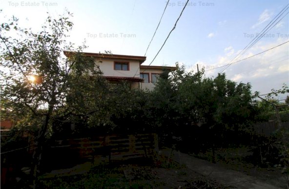 Casa / Vila cu 9 camere de inchiriat in zona Centrala Voluntari-Pipera