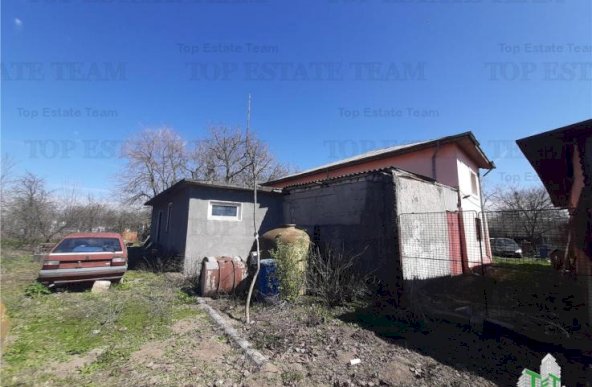 Teren 4000 mp + casa demolabila in Bragadiru/Varteju (Magurele)