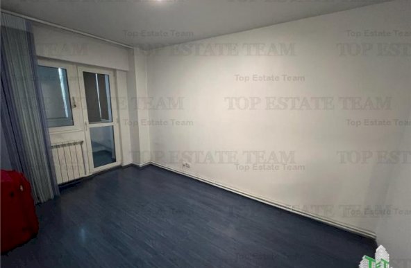 Apartament 4 camere cu centrala proprie metrou Dristor