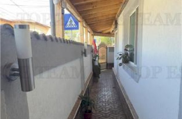 Vila cu 5 camere, 3 bai si toate utilitatile, in zona Margeanului sector 5