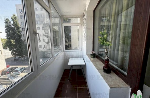 Apartament cu 3 camere pe Calea Grivitei, langa metrou