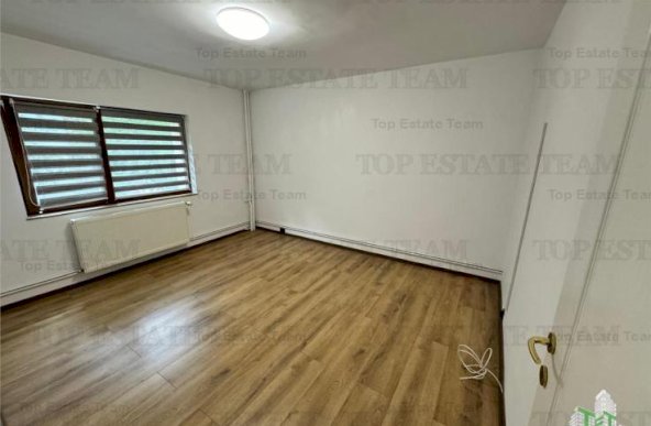 Apartament / Spatiu comercial  de vanzare in zona Alba Iulia / Vitan