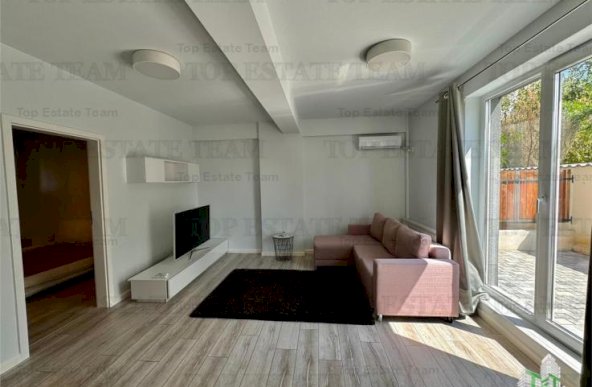 Sector 3/ Apartament + gradina de inchiriat in Zona Trapezului