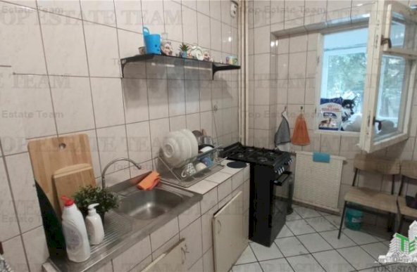 Apartament 3 camere de inchiriat, zona Tei