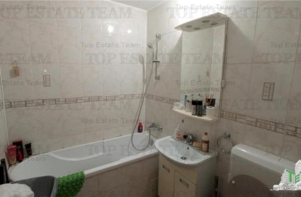 Apartament 3 camere de inchiriat, zona Tei