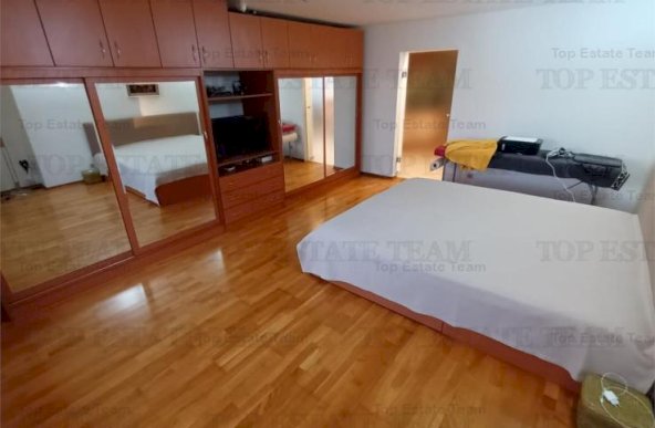 Apartament 3 camere Calea Calarasi