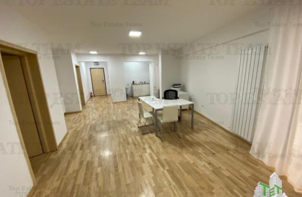 Apartament cu 3 camere de vanzare in zona Aviatorilor