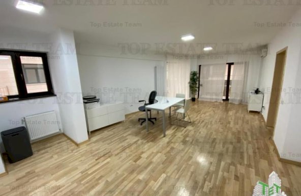 Apartament cu 3 camere de vanzare in zona Aviatorilor