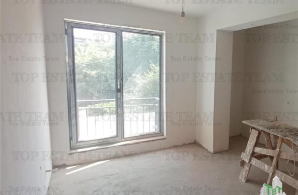 Apartament 3 camere de vanzare in zona Mosilor