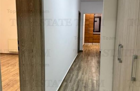 Apartament 4 camere de vanzare in zona Cismigiu - Grivita