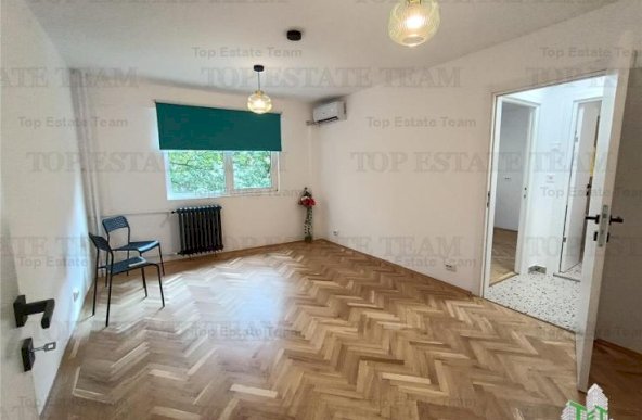 Vanzare apartament 2 camere piata Victoriei