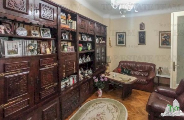 Casa individuala de vanzare in zona Stefan cel Mare