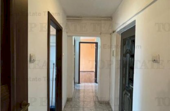 Ocazie! Apartament cu 2 camere decomandat - CENTRALA PROPRIE