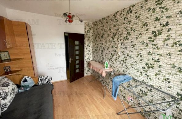 Apartament 3 camere bloc 1982 metrou Lujerului