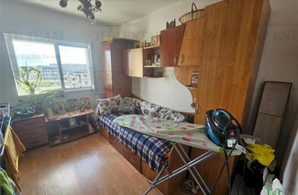 Apartament 3 camere bloc 1982 metrou Lujerului