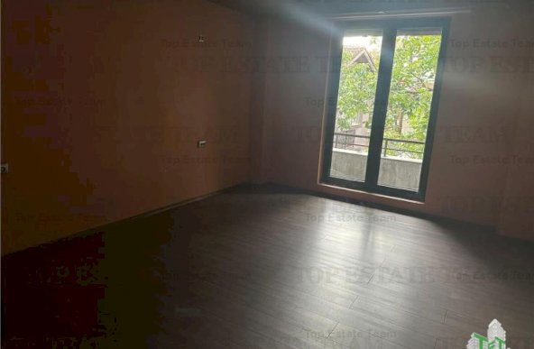 Apartament 3 camere de vanzare in zona Bucurestii Noi