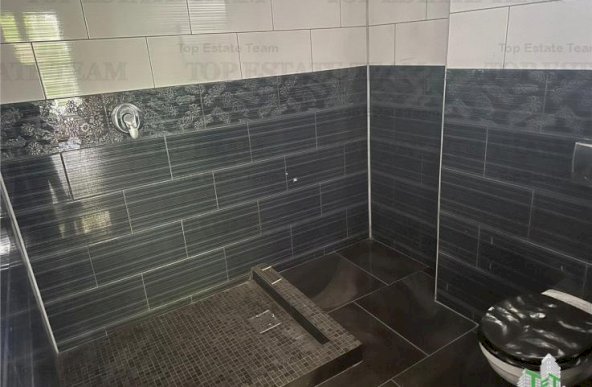 Apartament 3 camere de vanzare in zona Bucurestii Noi