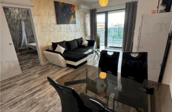 Apartament 2 camere Mamaia, pe partea cu lacul