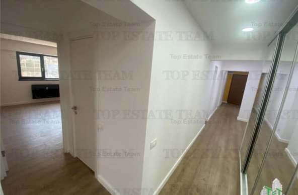 Apartament 4 camere renovat, de inchiriat zona Piata Victoriei