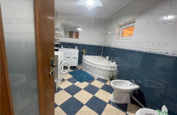 Ocazie! Vila P+1+M cu spatiu comercial la parter in zona Doamna Ghica