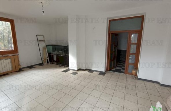 Vanzare vila pretabil rezidential, birouri, comercial metrou 1 Mai