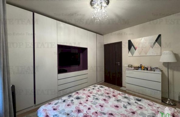 Apartament 3 camere cu terasa de vanzare in zona Bazilescu