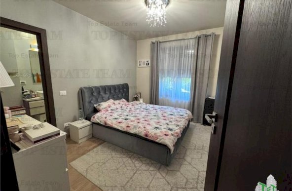 Apartament 3 camere cu terasa de vanzare in zona Bazilescu