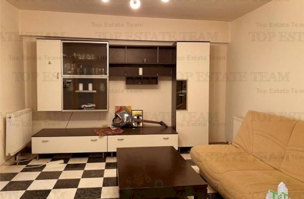 Apartament 3 camere zona Stefan Cel Mare