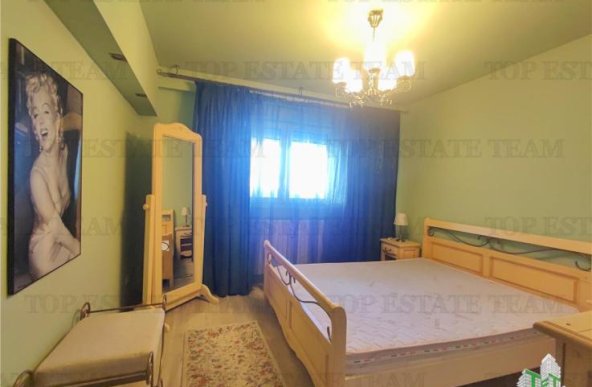 Apartament 3 Camere cu parcare de Inchiriat Bd. Decebal