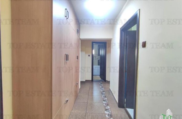 Apartament 3 Camere cu parcare de Inchiriat Bd. Decebal