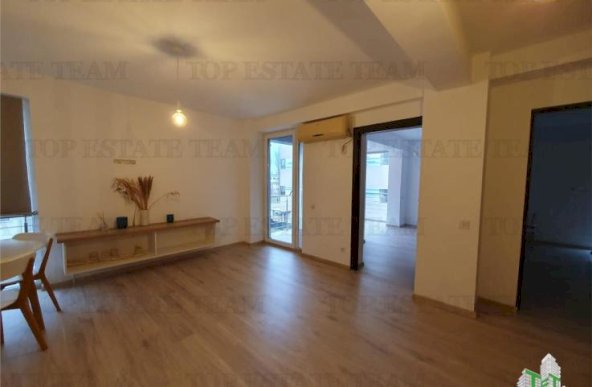 Apartament 3 camere zona Scandinavia Mamaia