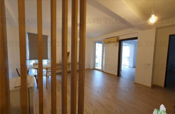 Apartament 3 camere zona Scandinavia Mamaia