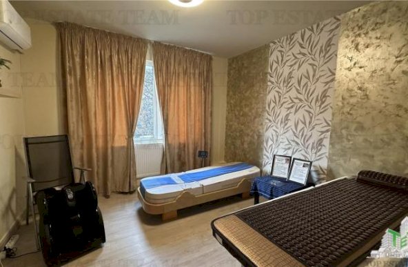 Apartament/Salon masaj 3 camere decomandat de inchiriat P-ta Delfinului