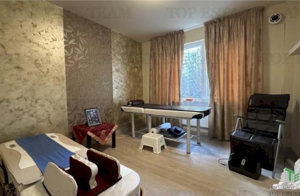 Apartament/Salon masaj 3 camere decomandat de inchiriat P-ta Delfinului