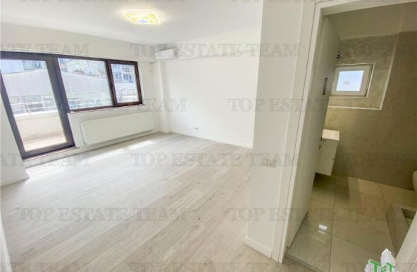 Apartament de vanzare cu 3 camere in zona Dorobanti