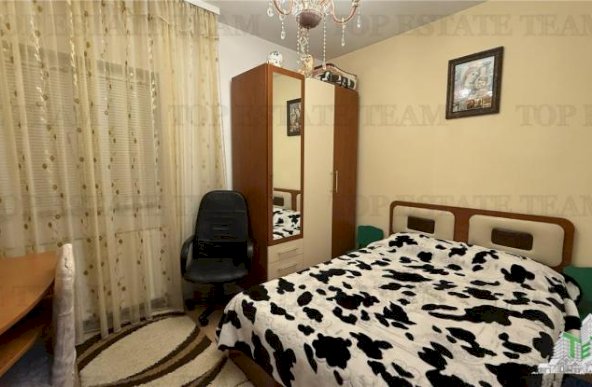 Apartament 3 camere 2 bai decomandat centrala proprie metrou Timpuri Noi