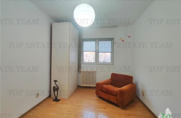 Apartament 3 camere Magura Vulturului Nemobilat