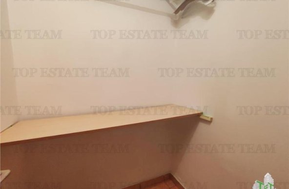 Apartament 3 camere Magura Vulturului Nemobilat