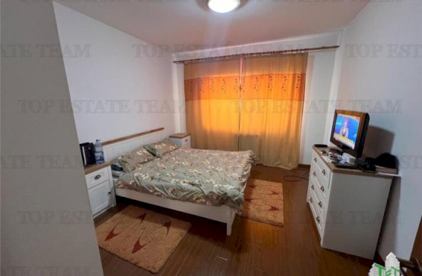 Inchiriere apt 2 camere + terasa in Complex Ten Blocks zona Pacii