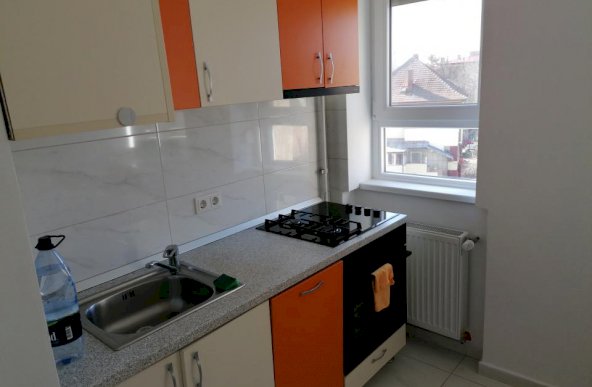 Apartament 3 Camere  langa Universitatea Politehnica cu loc de parcare