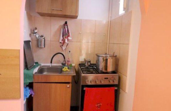 Apartament 2 camere, cu 2 balcoane, zona Dorobantilor