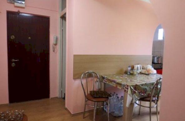 Apartament 2 camere, cu 2 balcoane, zona Dorobantilor