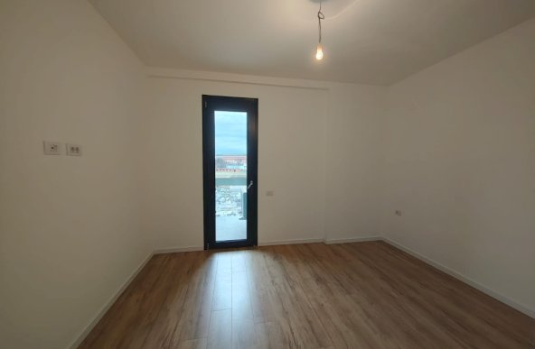 Apartamanet 2 camere Torontalului