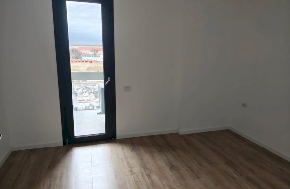 Apartamanet 2 camere Torontalului