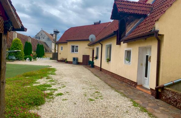 Casa pe un singur nivel + 1300mp teren  in Cristian - Sibiu